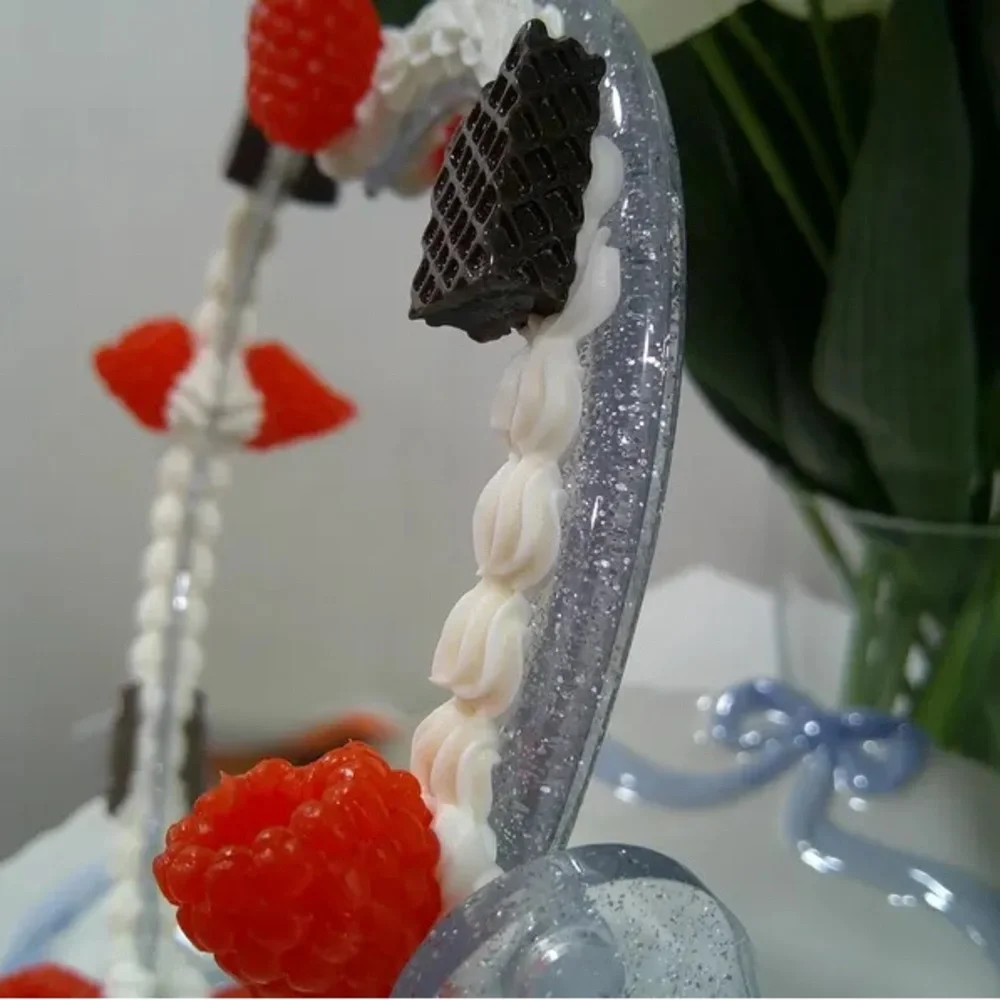 Magnifying Choclate Raspberry Mirror - Picture 3 of 4